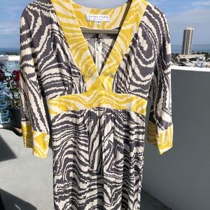 Trina Turk size 4 silk blend dress